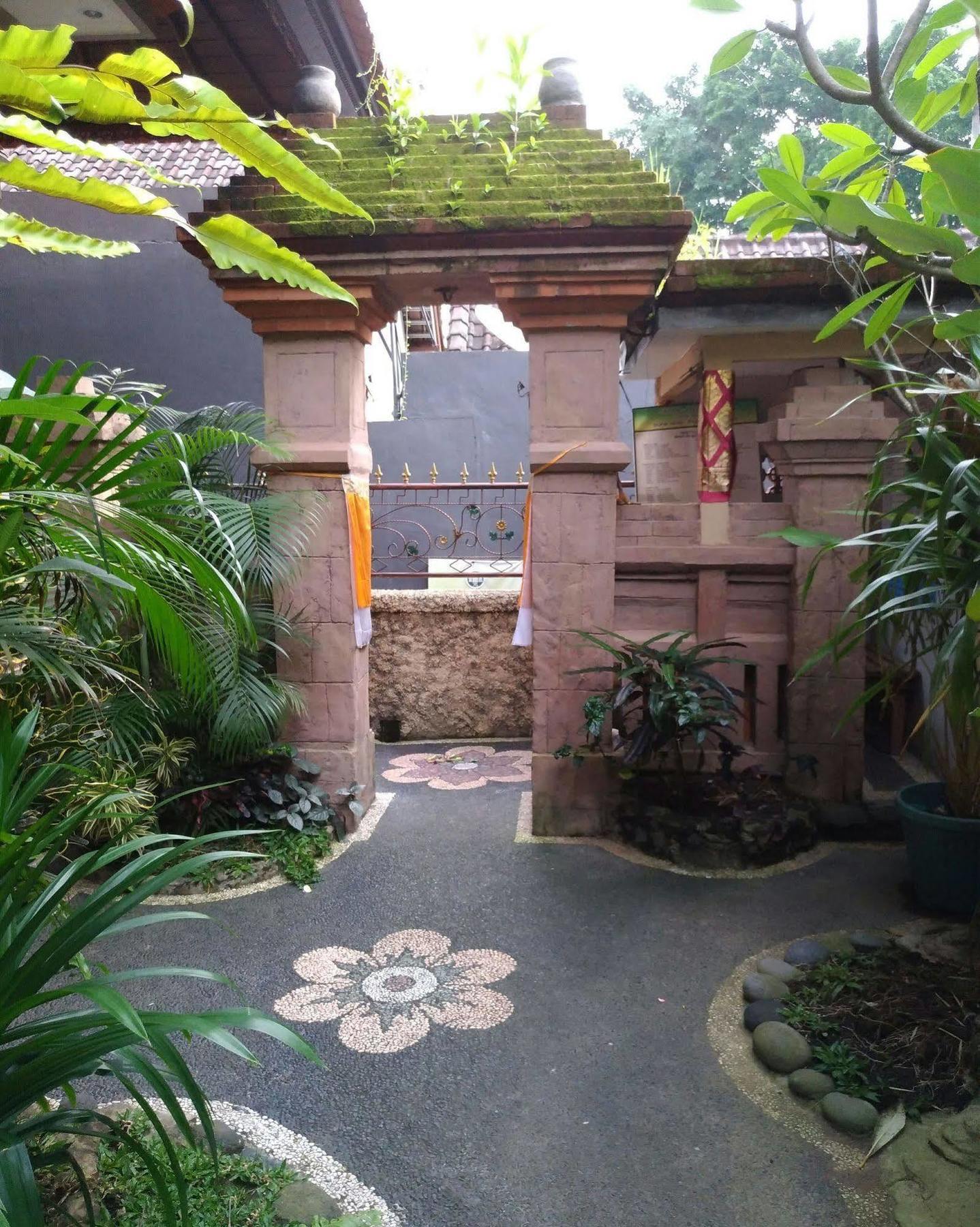 Praety Home Stay Ubud Exterior foto